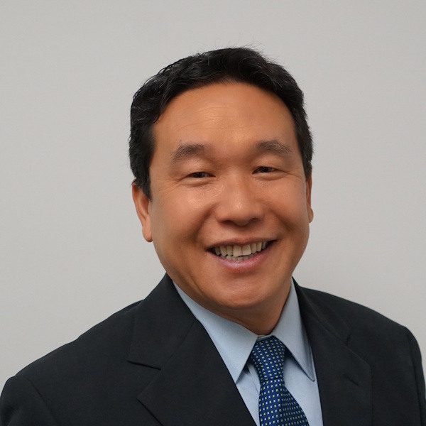 Pos-Headshot2023-Square